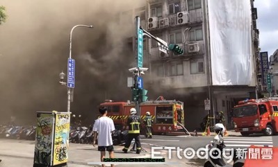 快訊／北市西門町「廢棄旅店」傳火災　冒出大量濃煙！警消搶救