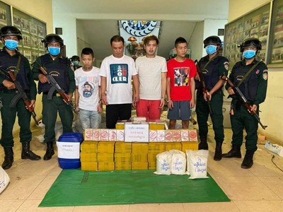 台灣人「柬埔寨販毒」被逮！4人落網、1人想逃摔死　搜出3噸毒品